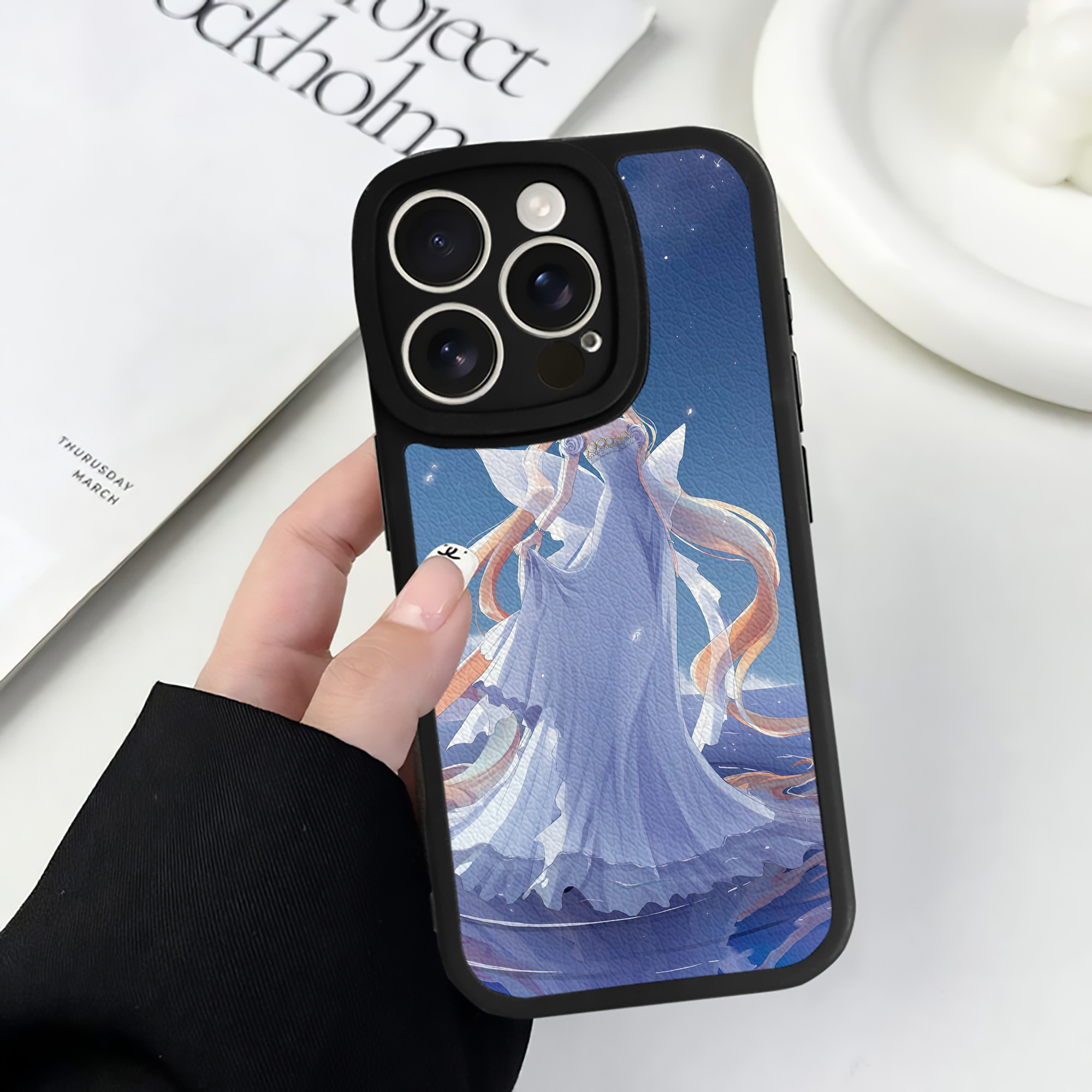 （画像用） 美少女戦士セーラームーン Sailor Moon 【iPhone 16シリーズ対応】シリコンスマホケース（レザー調） 材質：シリコン
